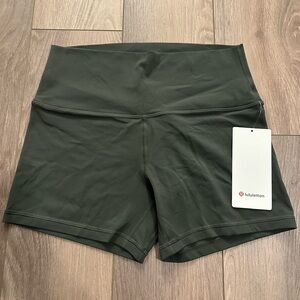 NWT Lululemon athletica Army Green align Athletic Shorts $64 retail